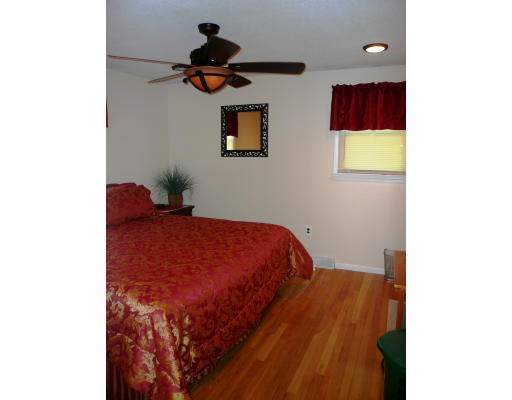 463 Douglas Road Lowell, MA 01852 - Photo 12 of 17 Gallery Image 12