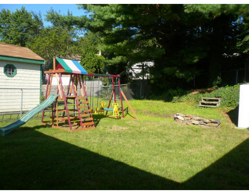 463 Douglas Road Lowell, MA 01852 - Photo 17 of 17 Gallery Image 17