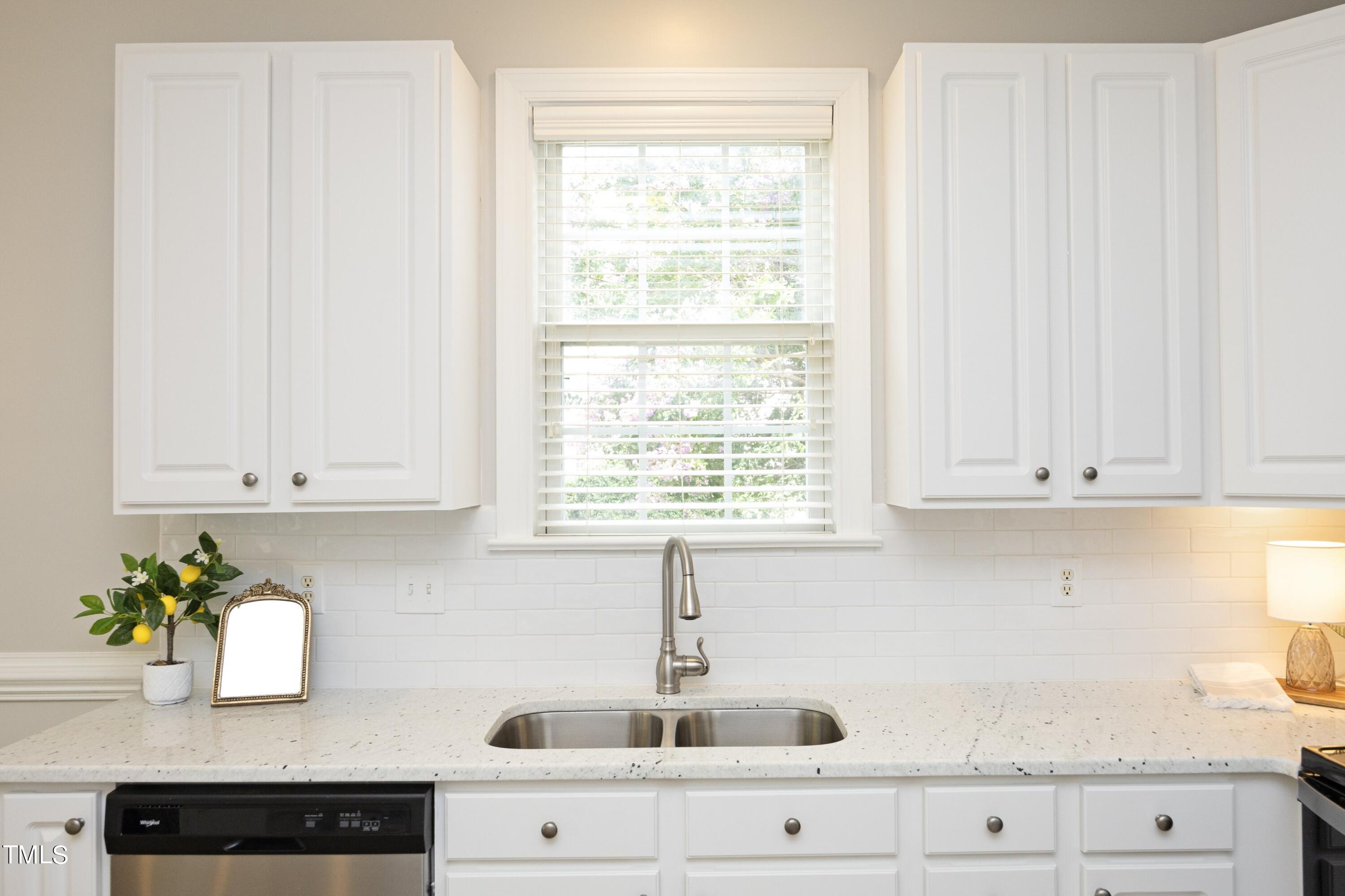 3215 Livia Circle Raleigh, NC 27604 - Photo 13 of 39 13Kitchen