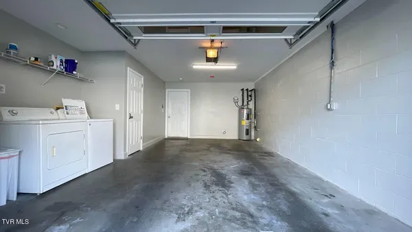 $2,500 | 169 East Grande Avenue, Unit 100, Johnson City, TN 37601