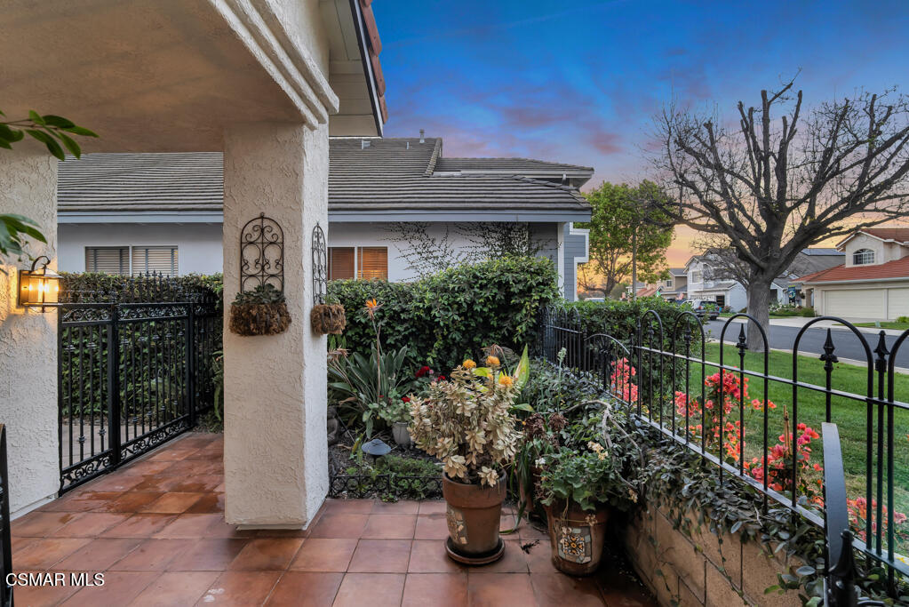 12208 Cherry Grove Street Moorpark, CA 93021 - Photo 64 of 85 12208 Cherry Grove St- HsHProd-1004