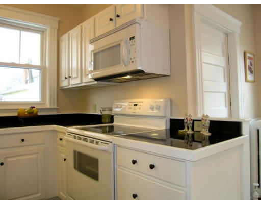 127 Fairhaven Road Worcester, MA 01606 - Photo 11 of 27 Gallery Image 11