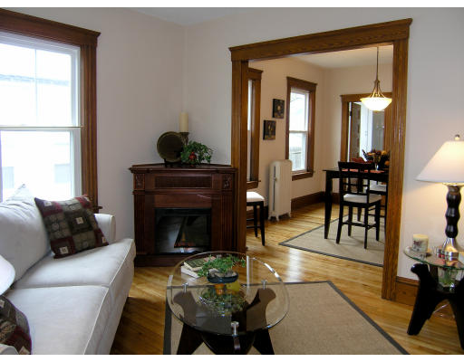 127 Fairhaven Road Worcester, MA 01606 - Photo 3 of 27 Gallery Image 3