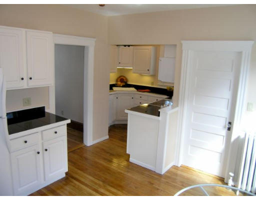 127 Fairhaven Road Worcester, MA 01606 - Photo 9 of 27 Gallery Image 9