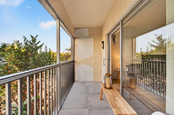 $2,500 | 50 Southwest 3rd Avenue, Unit 311, Boca Raton, FL 33432