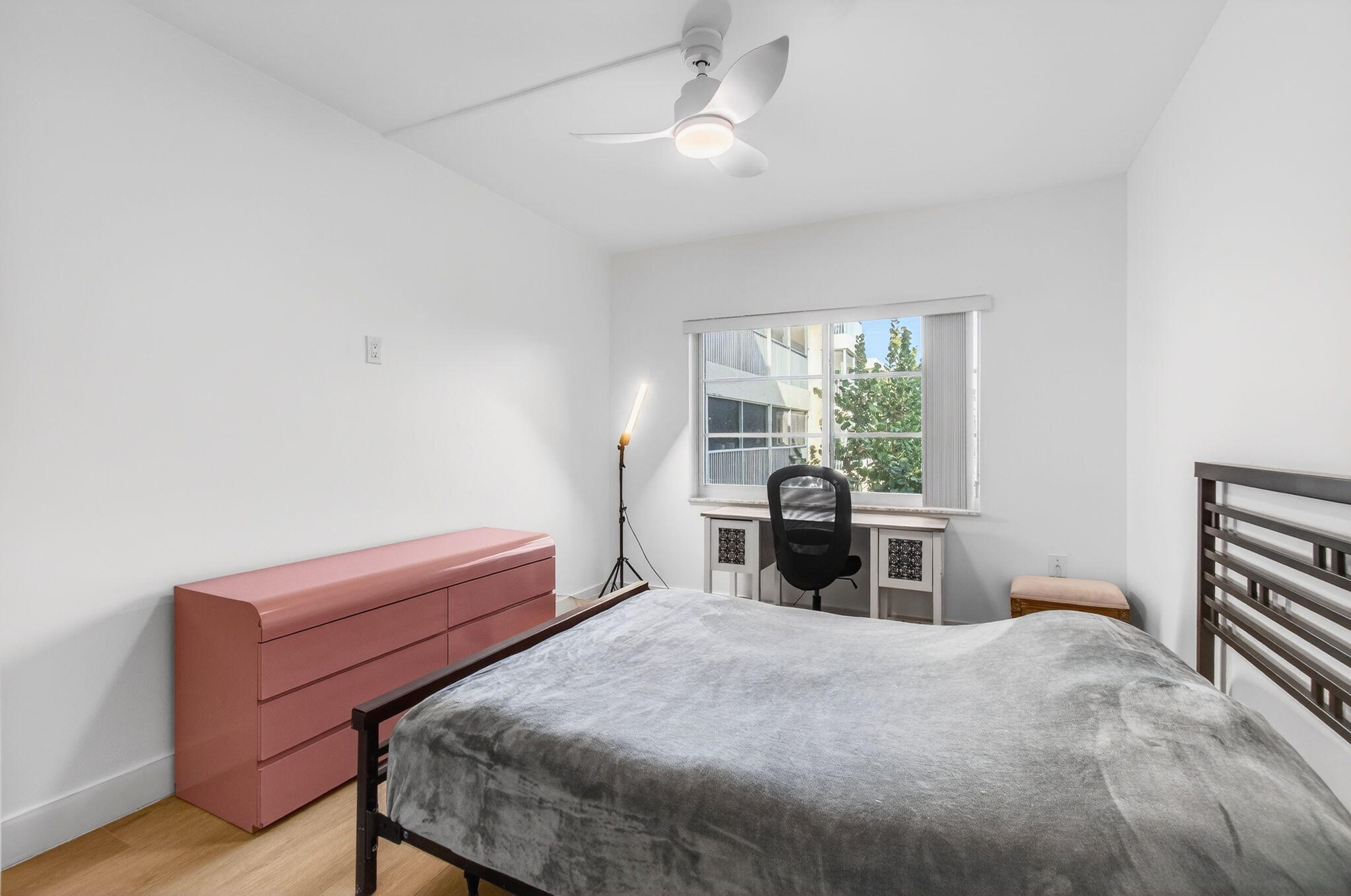 50 Southwest 3rd Avenue, Unit 311 Boca Raton, FL 33432 - Photo 47 of 65 guest bedroom