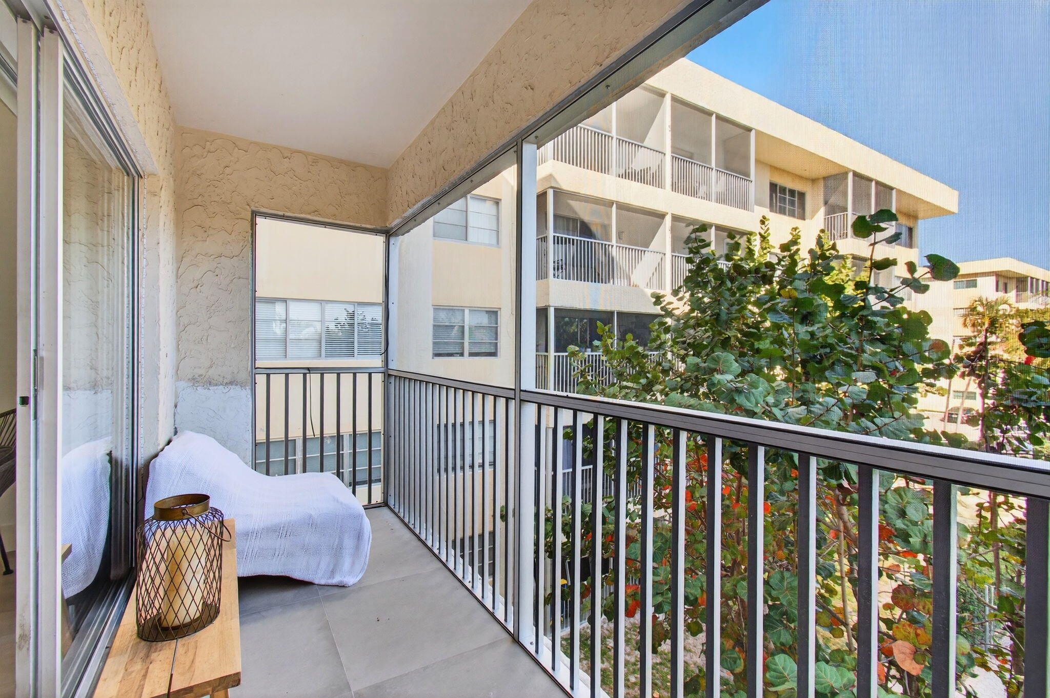 50 Southwest 3rd Avenue, Unit 311 Boca Raton, FL 33432 - Photo 9 of 65 24-web-or-mls-DSC_8180