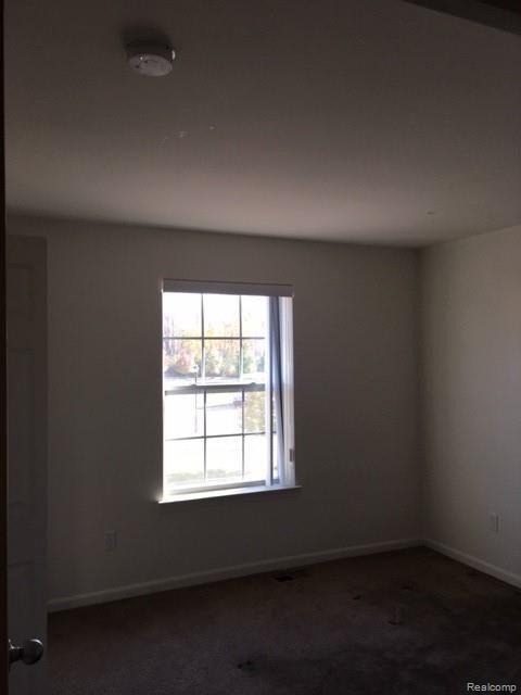 29603 Fox Run Circle Warren, MI 48092 - Photo 35 of 63