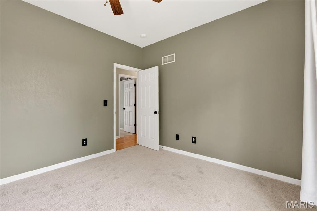 5032 Oak Bluff Drive High Ridge, MO 63049 - Photo 25 of 59