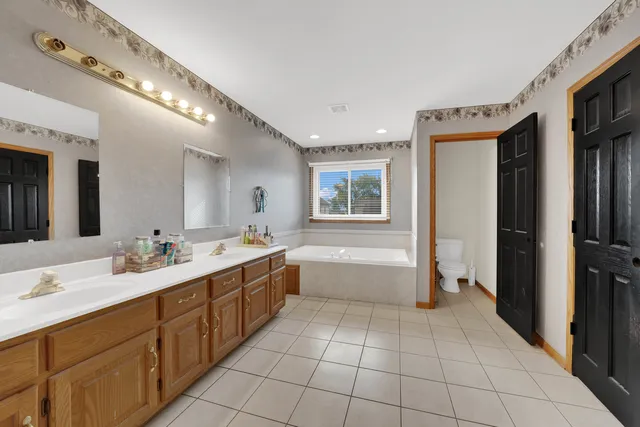 $654,900 | 4823 West 106th Street, Oak Lawn, IL 60453