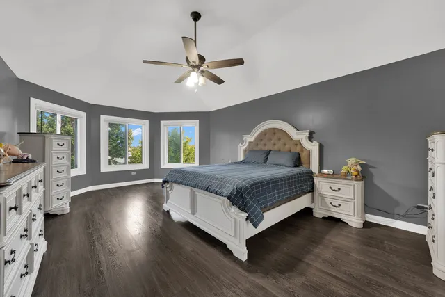 $654,900 | 4823 West 106th Street, Oak Lawn, IL 60453