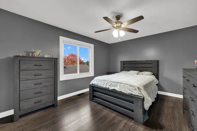 $654,900 | 4823 West 106th Street, Oak Lawn, IL 60453