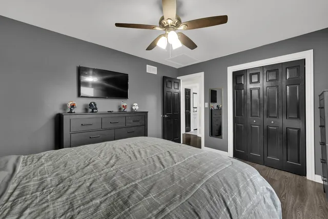 $654,900 | 4823 West 106th Street, Oak Lawn, IL 60453