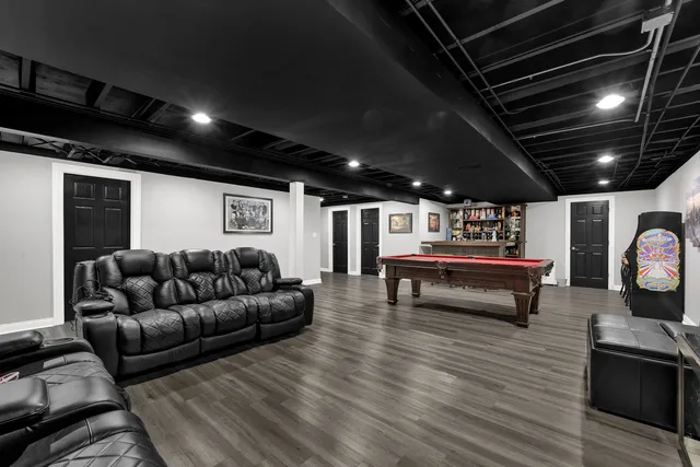 $654,900 | 4823 West 106th Street, Oak Lawn, IL 60453