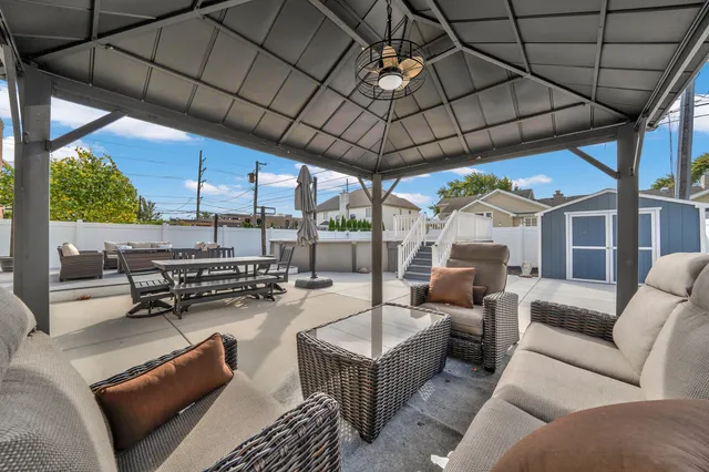 $654,900 | 4823 West 106th Street, Oak Lawn, IL 60453