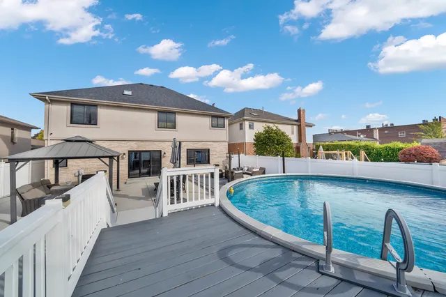 $654,900 | 4823 West 106th Street, Oak Lawn, IL 60453