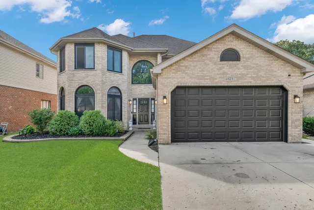 $654,900 | 4823 West 106th Street, Oak Lawn, IL 60453