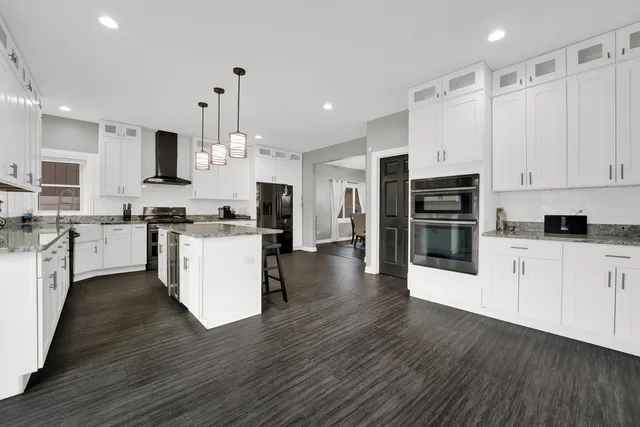 $654,900 | 4823 West 106th Street, Oak Lawn, IL 60453