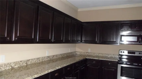 $2,350 | 3408 General Parkway, College Station, TX 77845