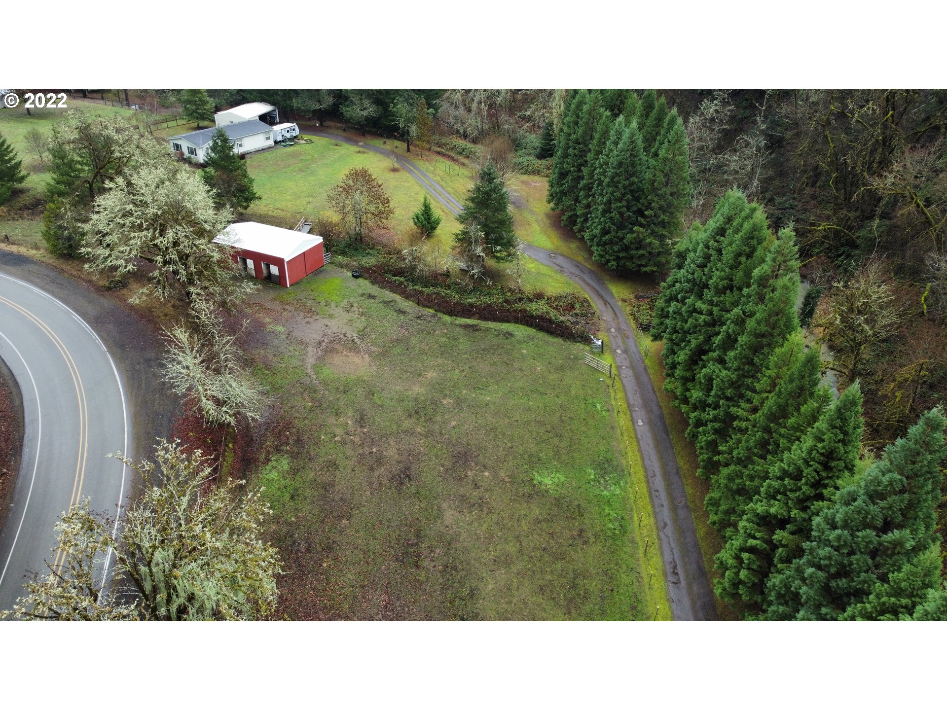 845 Hardscrabble Road Drain, OR 97435 - Photo 4 of 29 Gallery Image 4