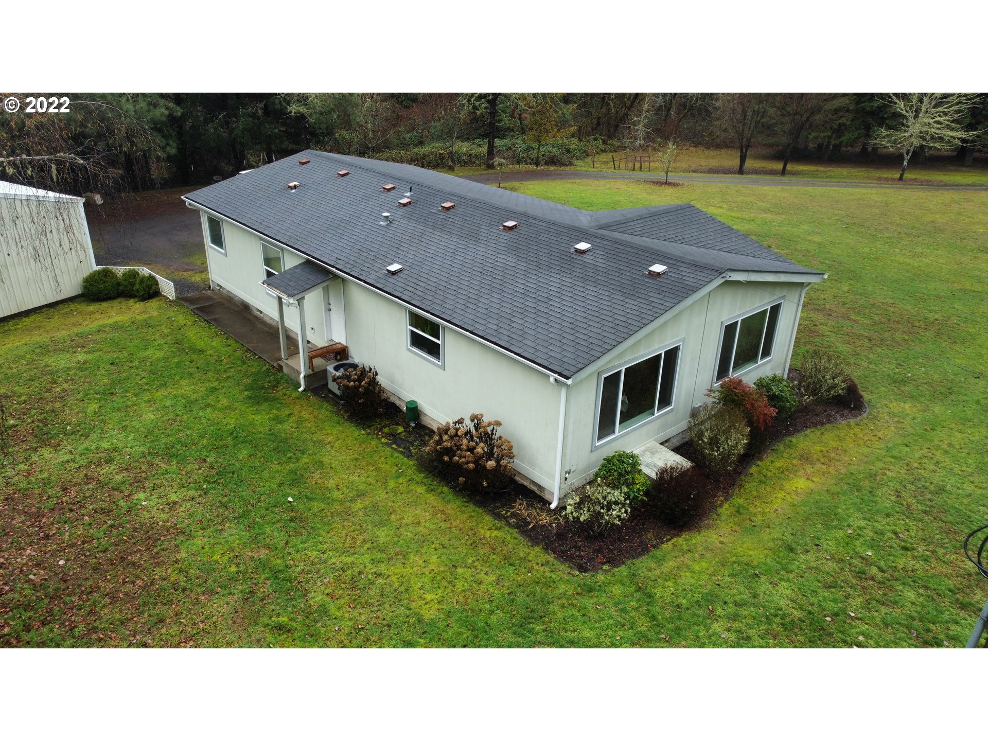845 Hardscrabble Road Drain, OR 97435 - Photo 9 of 29 Gallery Image 9