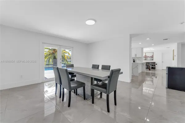 $2,399,900 | 11824 Green Oak Drive, Davie, FL 33330