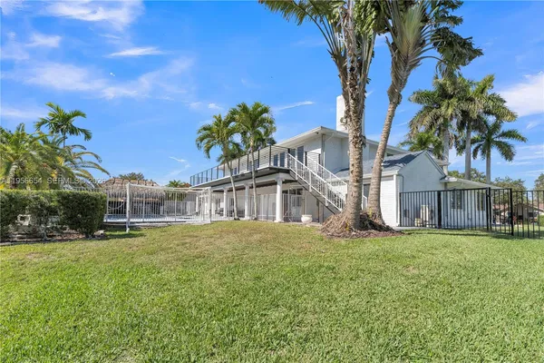 $2,399,900 | 11824 Green Oak Drive, Davie, FL 33330