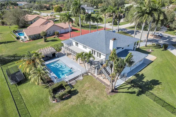 $2,399,900 | 11824 Green Oak Drive, Davie, FL 33330