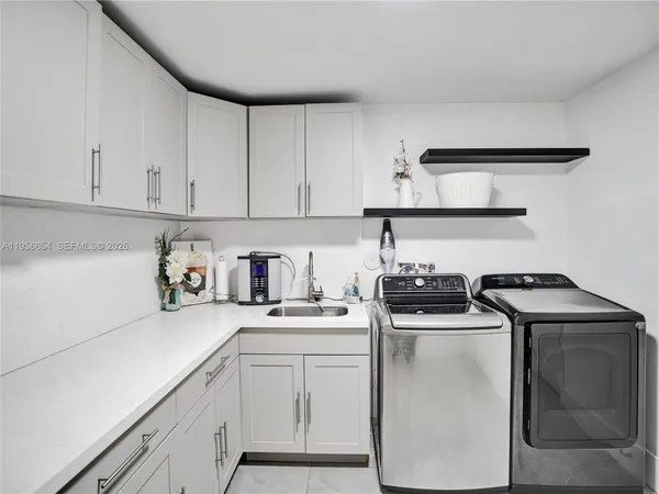 $2,399,900 | 11824 Green Oak Drive, Davie, FL 33330