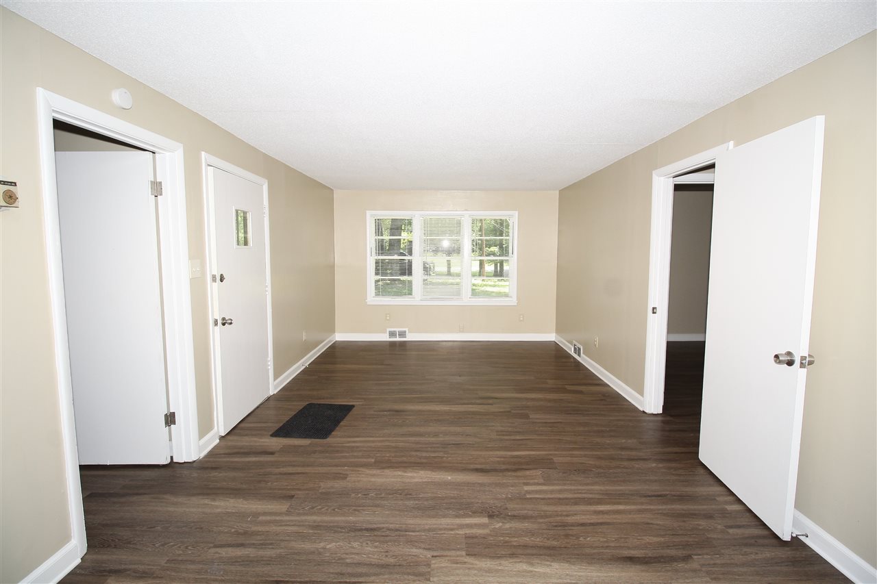4259 Auburn Road Memphis, TN 38116 - Photo 5 of 13