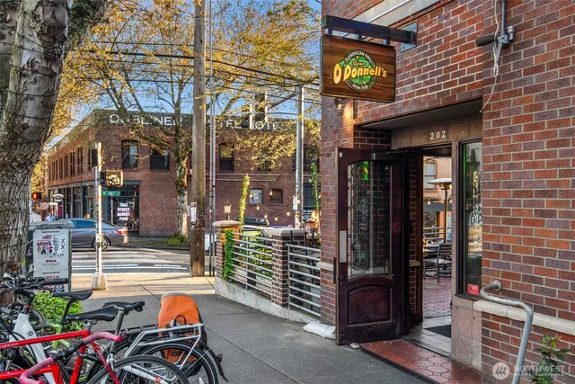 $1,125,000 | 3606 Francis Avenue North, Seattle, WA 98103