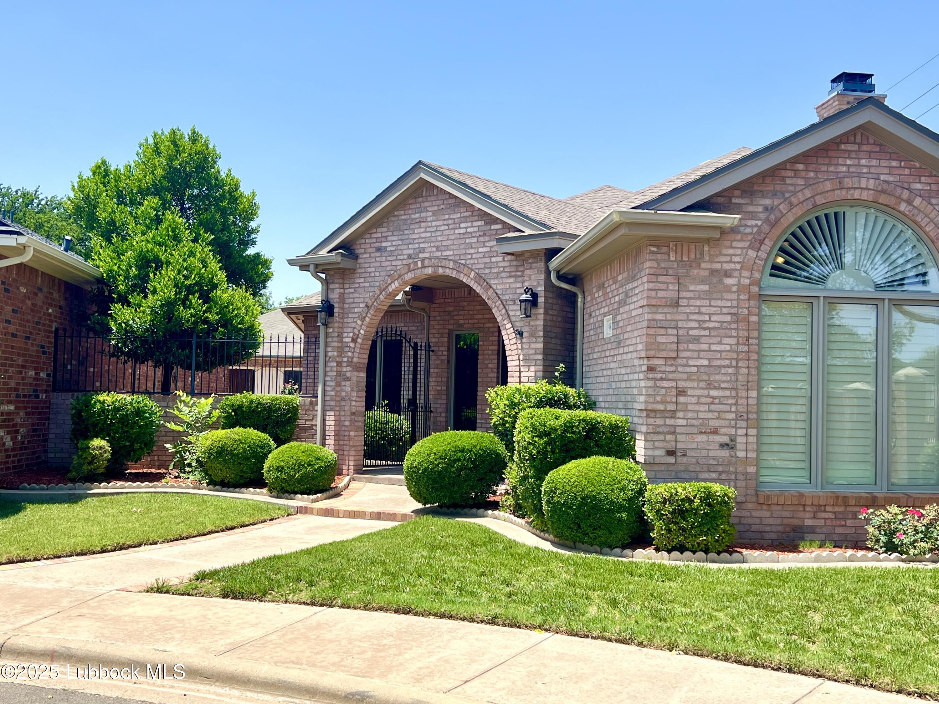 9802 Toledo Avenue Lubbock, TX 79424 - Photo 6 of 64 Front of house 3, 1 43 05 PM