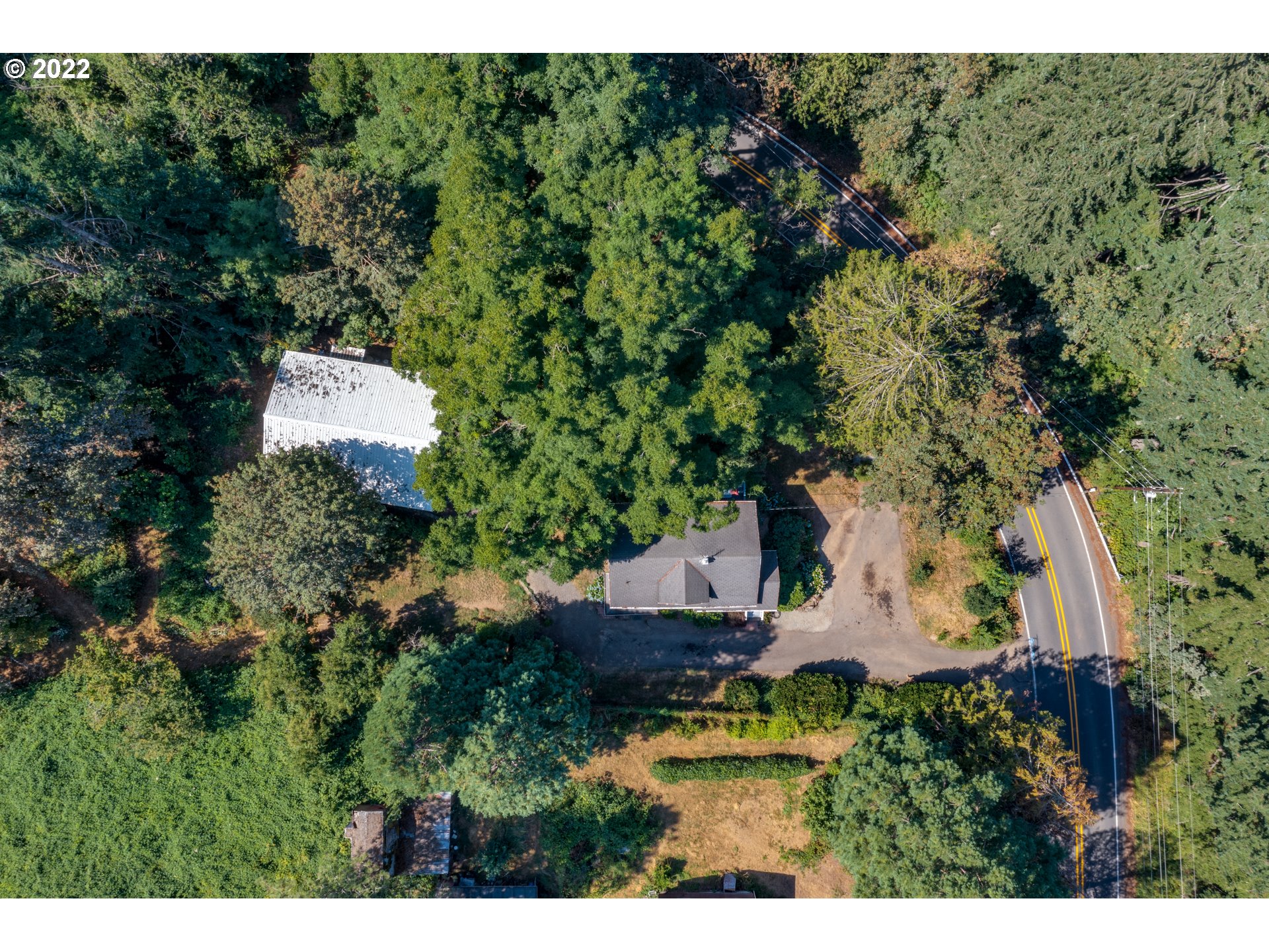 16636 Forsythe Road Oregon City, OR 97045 - Photo 27 of 29 an aerial view of a house with a yard