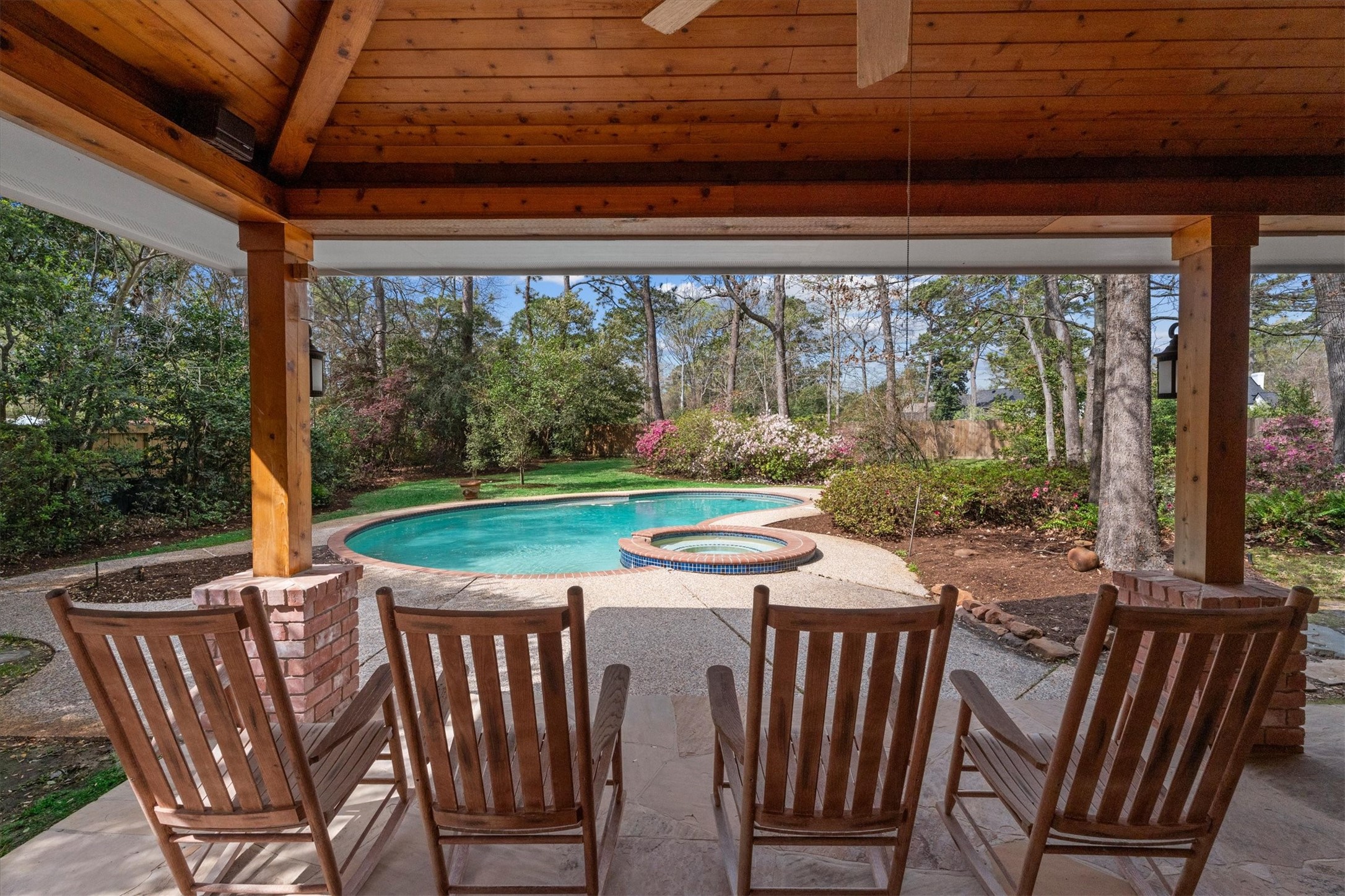 5603 Rushing River Drive Houston, TX 77345 - Photo 4 of 43