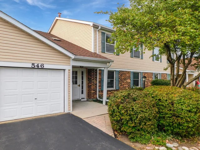 $210,000 | 546 North Deer Run Drive, Unit 546, Palatine, IL 60067