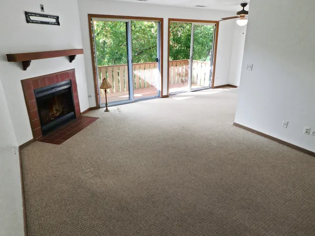 $210,000 | 546 North Deer Run Drive, Unit 546, Palatine, IL 60067