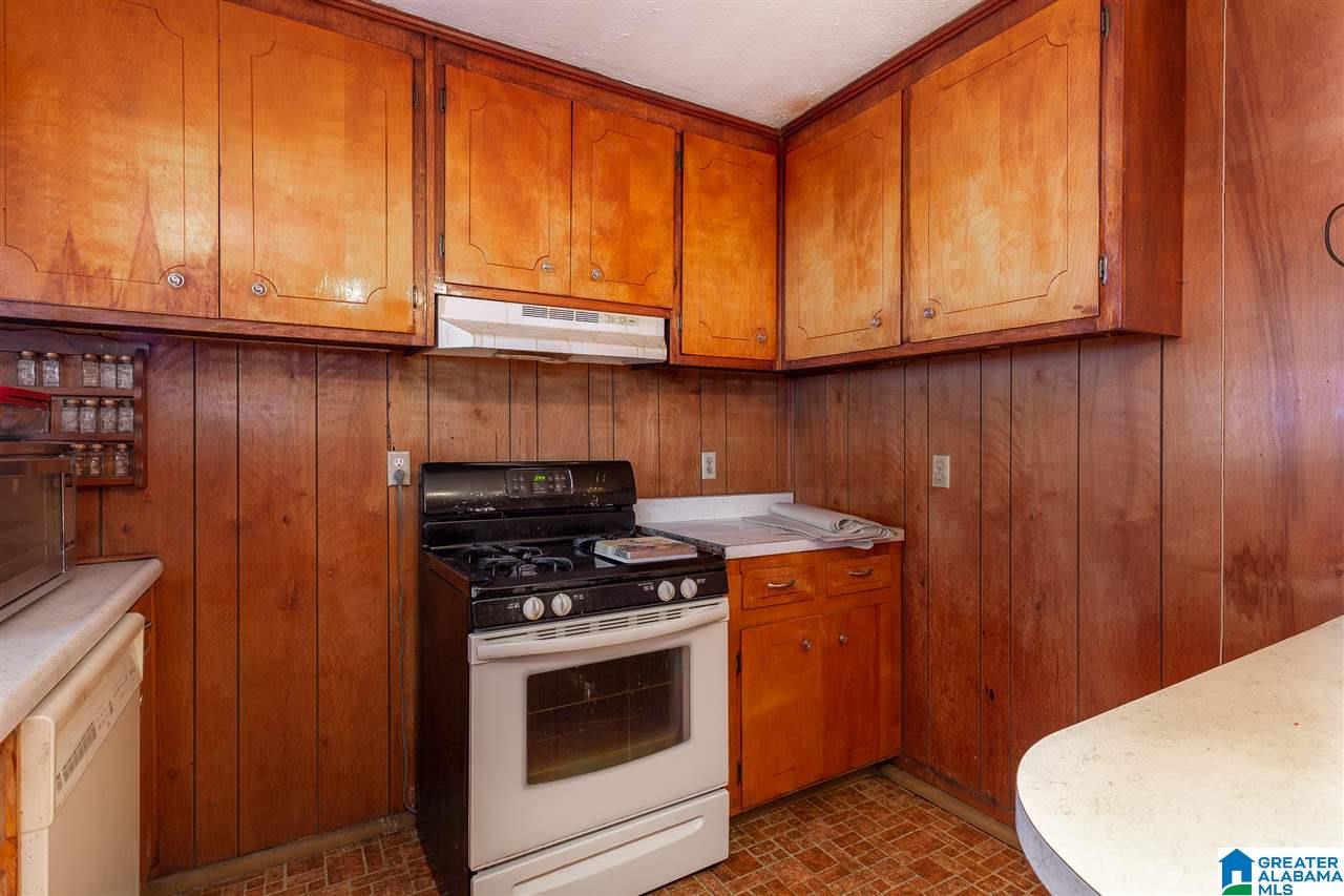 721 West 18th Street Anniston, AL 36201 - Photo 23 of 33