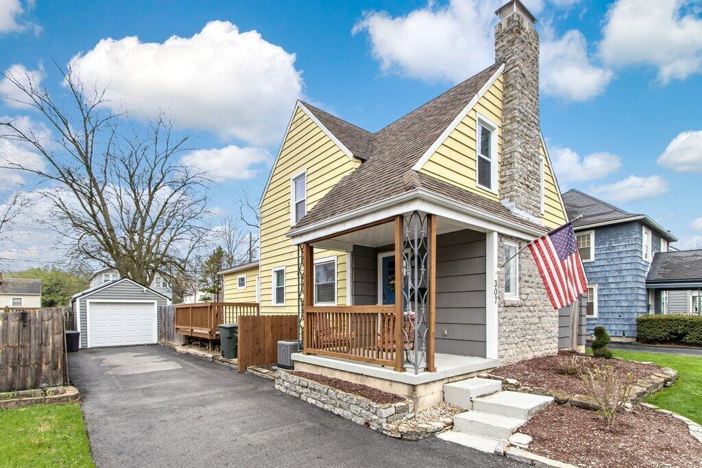 307 Demorest Road Columbus, OH 43204 - Photo 4 of 28 307 Demorest Road-3.jpg-SMALL