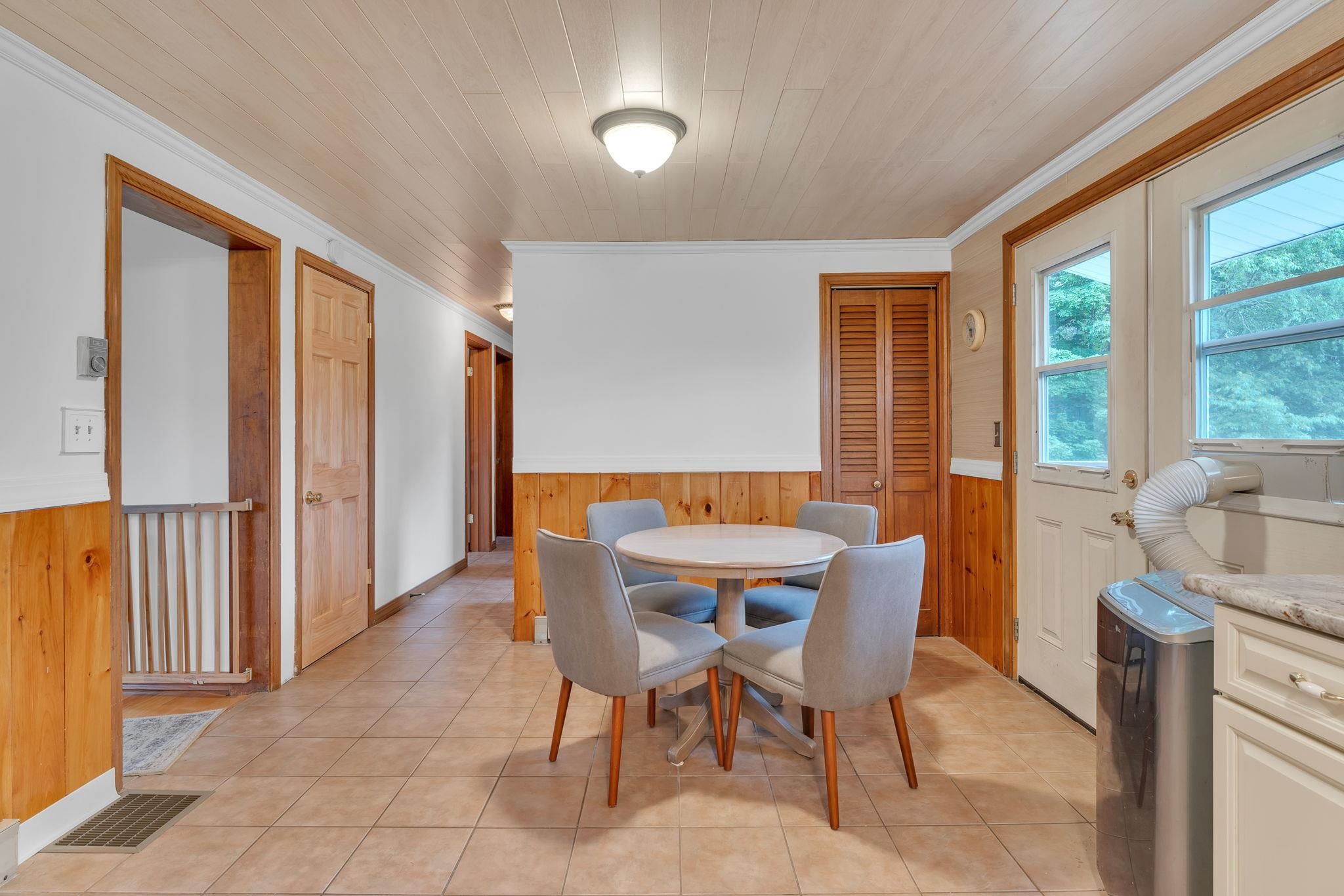 170 West Cobble Hill Road Barre Town, VT 05641 - Photo 6 of 40