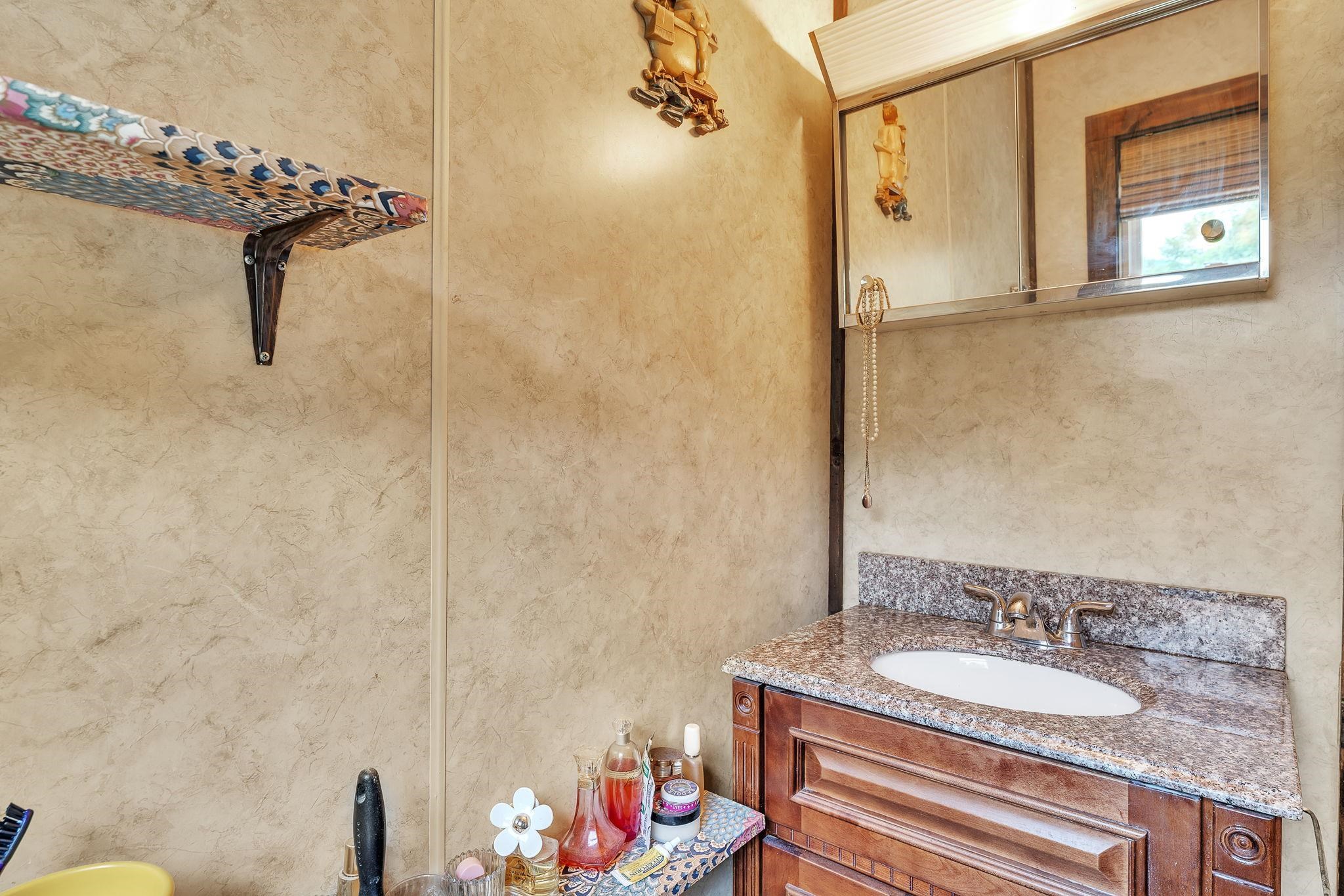 170 West Cobble Hill Road Barre Town, VT 05641 - Photo 9 of 40