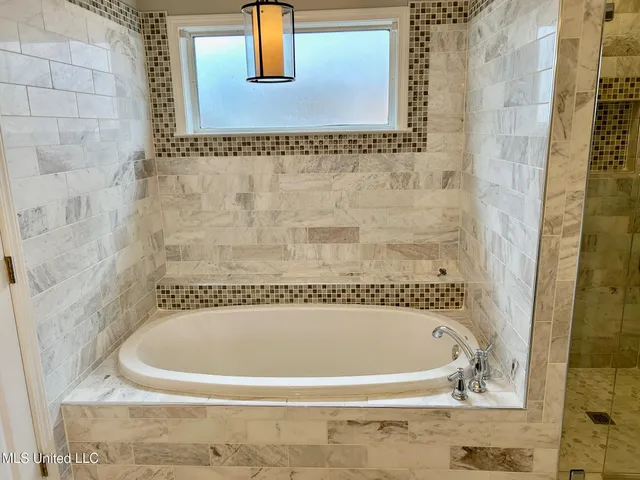 $329,000 | 2365 Mason Drive, Hernando, MS 38632