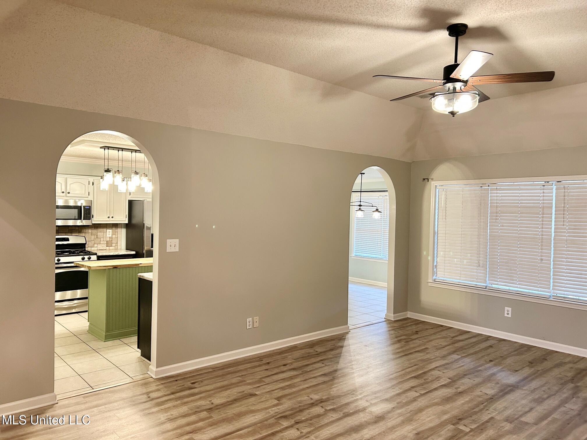 2365 Mason Drive Hernando, MS 38632 - Photo 5 of 31 IMG_8450