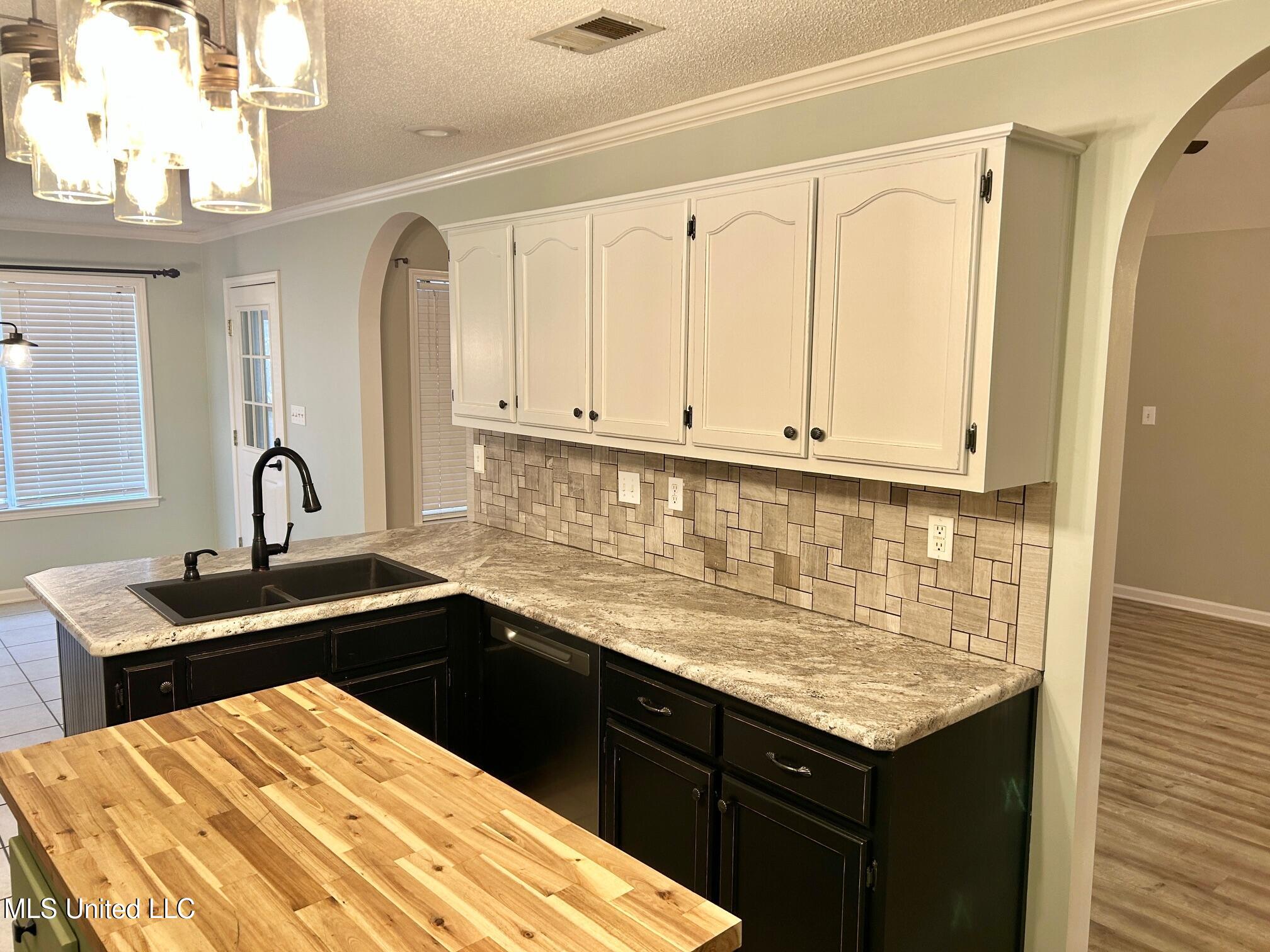 2365 Mason Drive Hernando, MS 38632 - Photo 8 of 31 IMG_8453