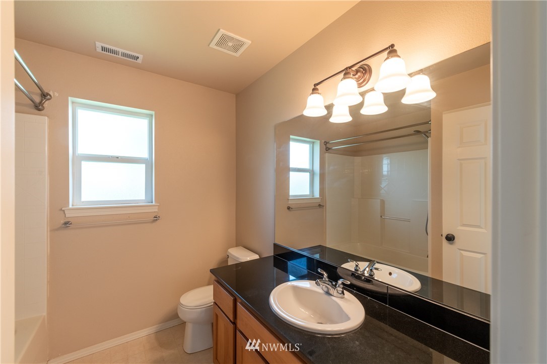 2502 Northwoods Loop Road Mount Vernon, WA 98273 - Photo 18 of 40 Gallery Image 18