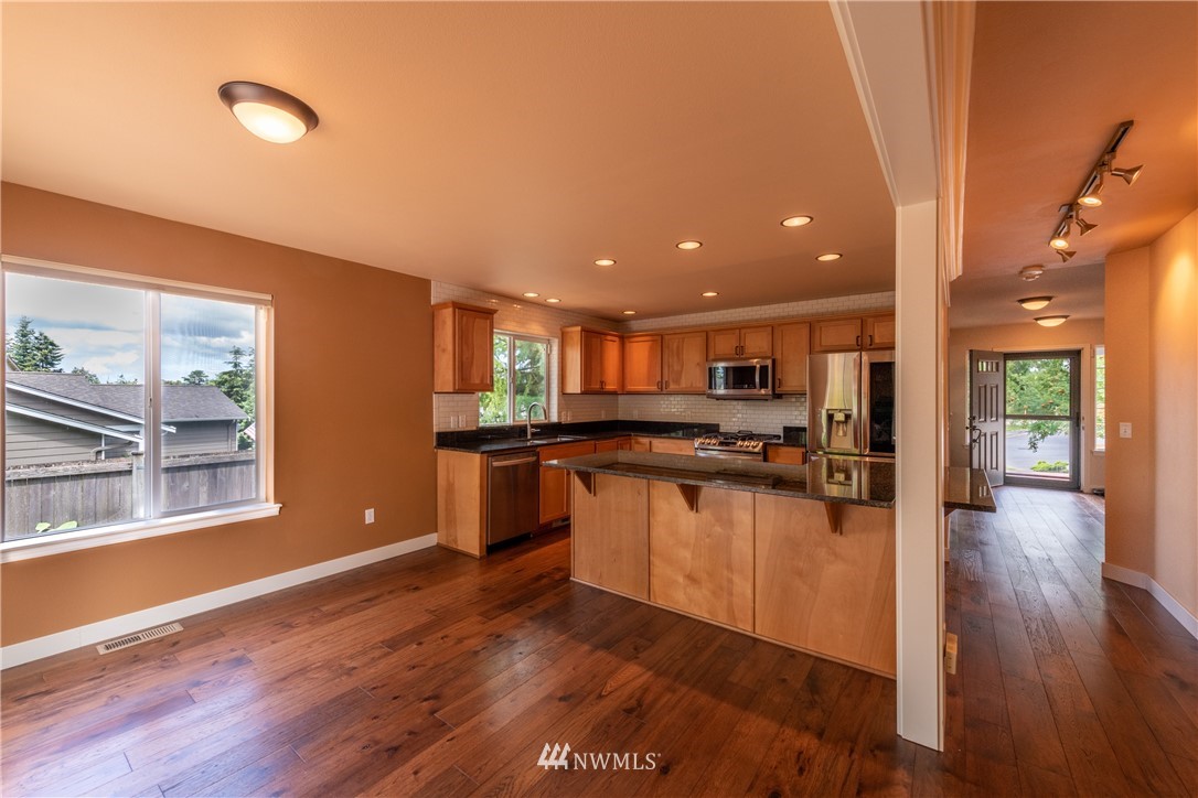 2502 Northwoods Loop Road Mount Vernon, WA 98273 - Photo 6 of 40 Gallery Image 6