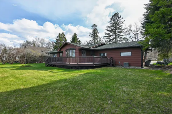 $599,900 | 881 West Latoka Drive Southwest, Alexandria, MN 56308