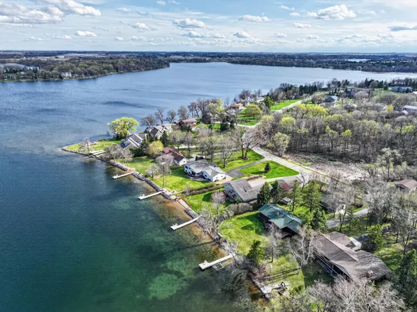 $599,900 | 881 West Latoka Drive Southwest, Alexandria, MN 56308