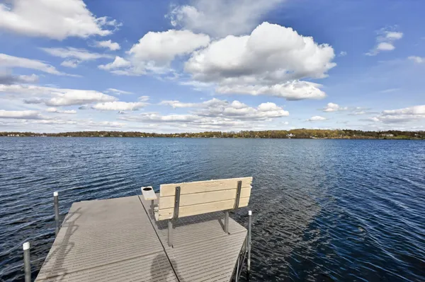 $599,900 | 881 West Latoka Drive Southwest, Alexandria, MN 56308