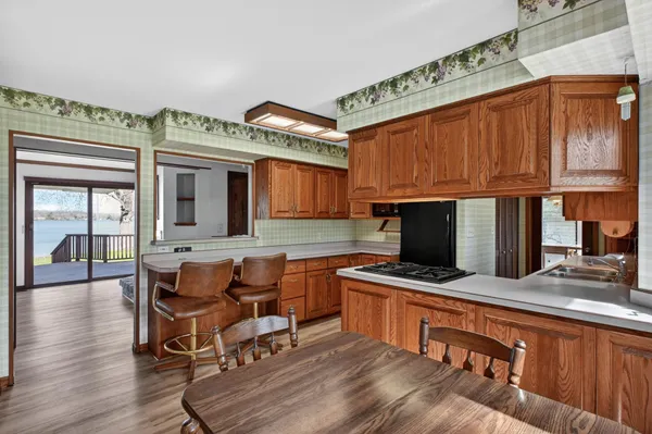 $599,900 | 881 West Latoka Drive Southwest, Alexandria, MN 56308