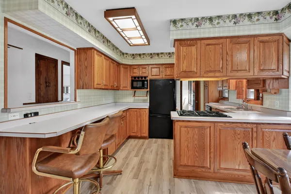$599,900 | 881 West Latoka Drive Southwest, Alexandria, MN 56308
